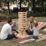 "10 idées originales pour organiser un après-midi jeux en famille"